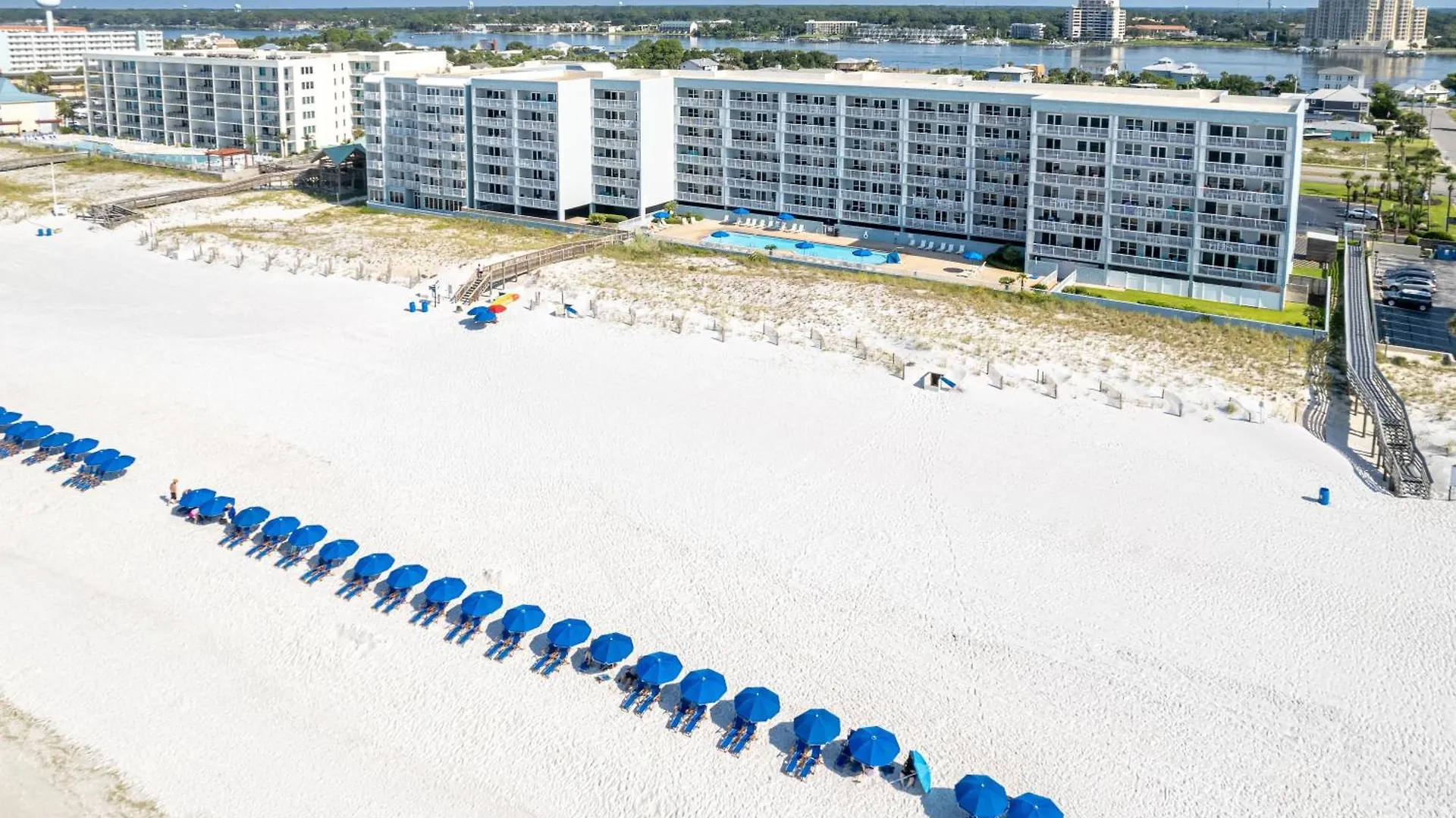 Inlet Reef 413- By Holiday Isle Properties Destin Apartment