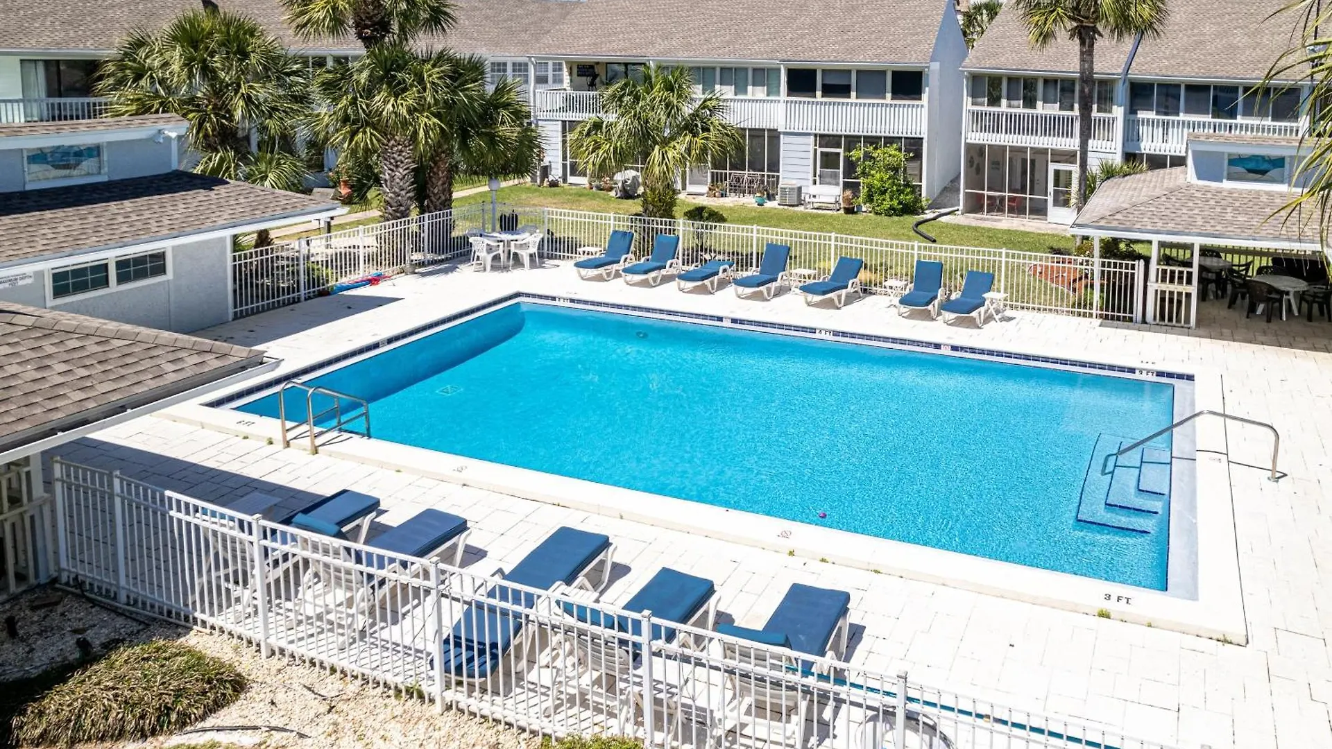 Inlet Reef 413- By Holiday Isle Properties Destin Apartment